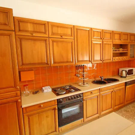 Vacation House Kosta's Place بيت للعطل أوروبيتش