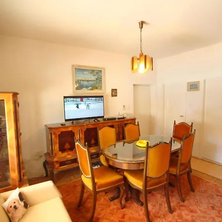 Vacation House Kosta's Place * أوروبيتش